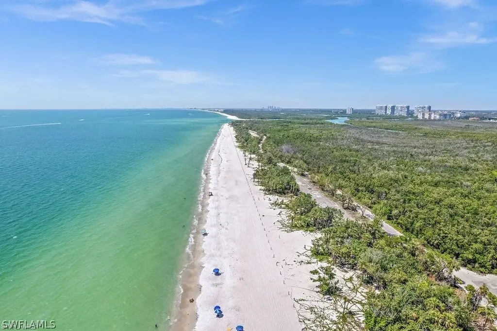 781 101st Avenue N Naples FL 34108