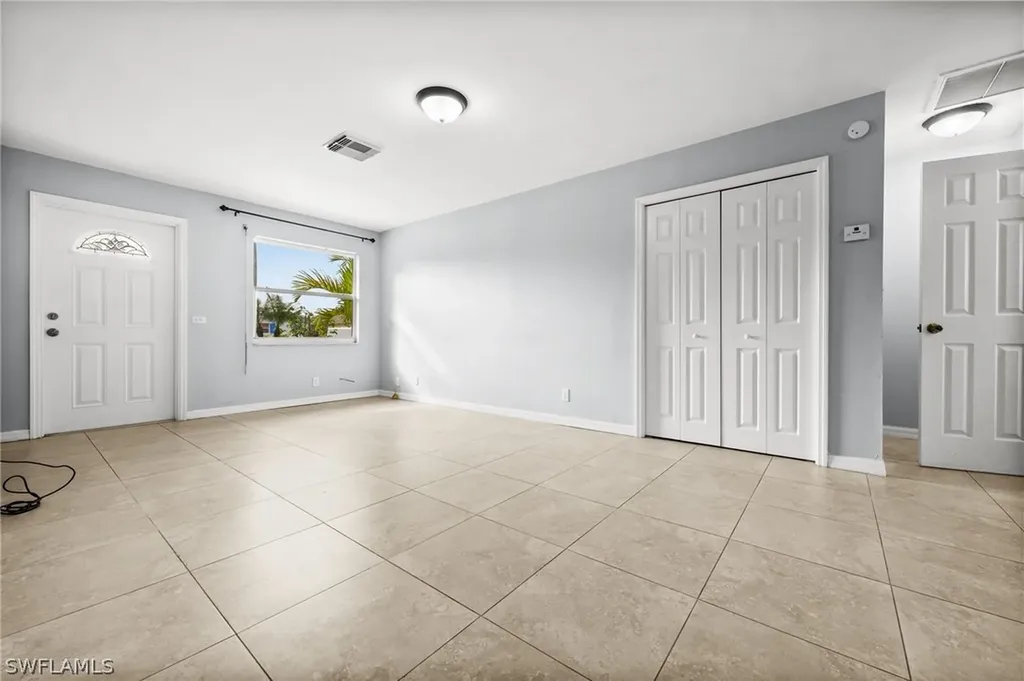 781 101st Avenue N Naples FL 34108
