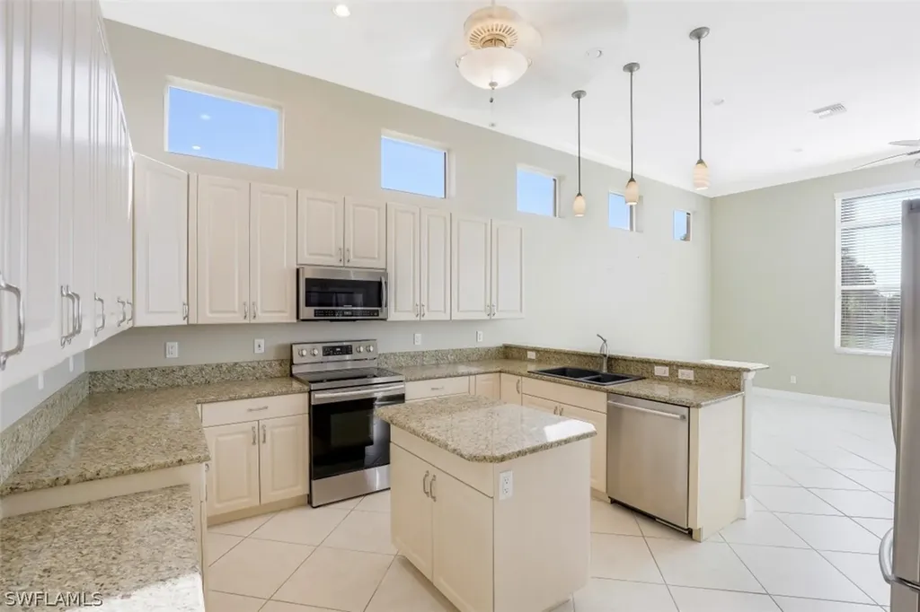 3304 Potomac Court Naples FL 34120