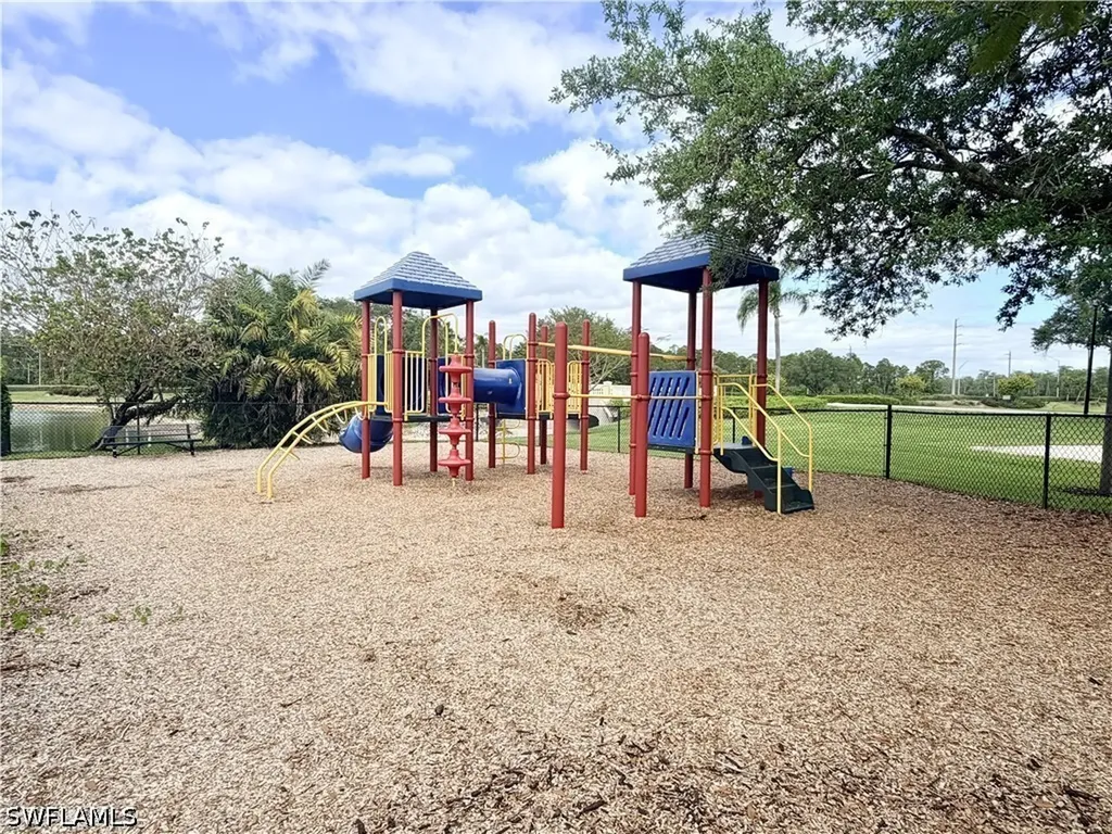 3304 Potomac Court Naples FL 34120