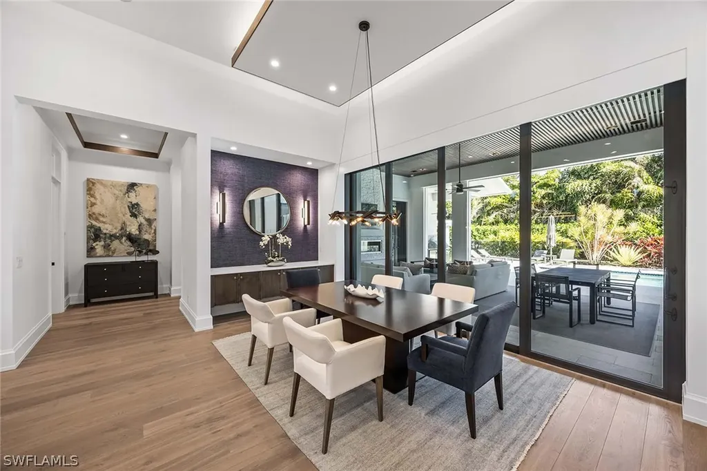1300 Nautilus Road Naples FL 34102