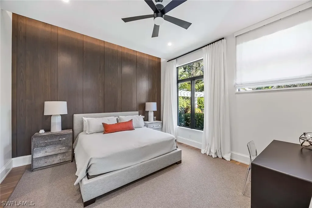 1300 Nautilus Road Naples FL 34102
