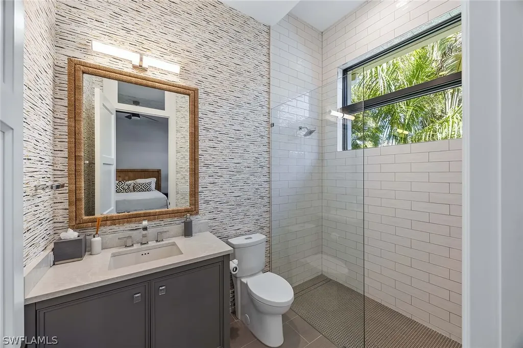 1300 Nautilus Road Naples FL 34102