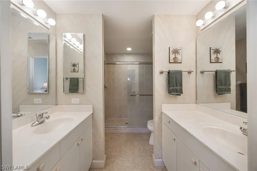 3013 Driftwood Way Naples FL 34109