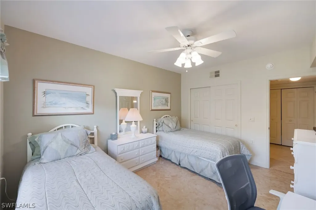 3013 Driftwood Way Naples FL 34109