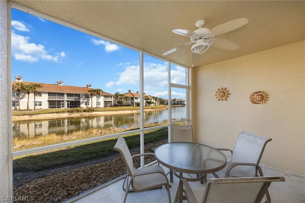 3013 Driftwood Way Naples FL 34109