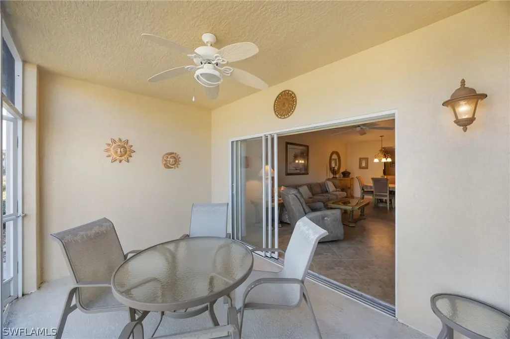3013 Driftwood Way Naples FL 34109