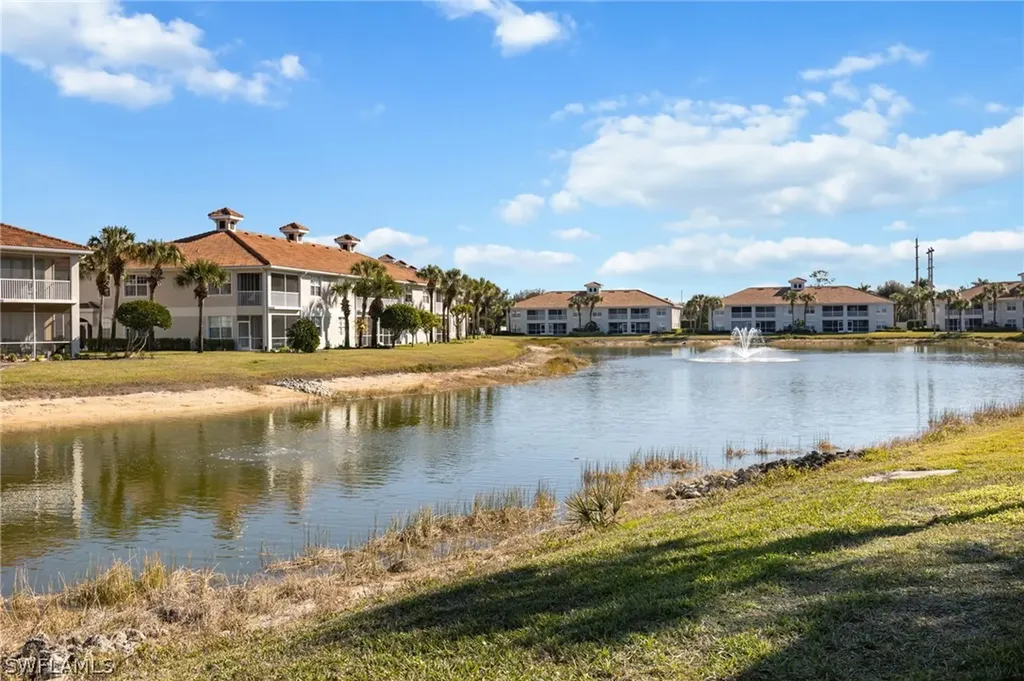 3013 Driftwood Way Naples FL 34109