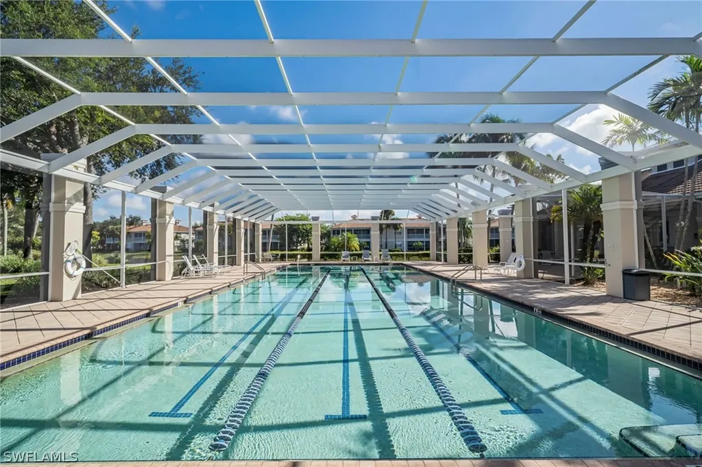 3013 Driftwood Way Naples FL 34109