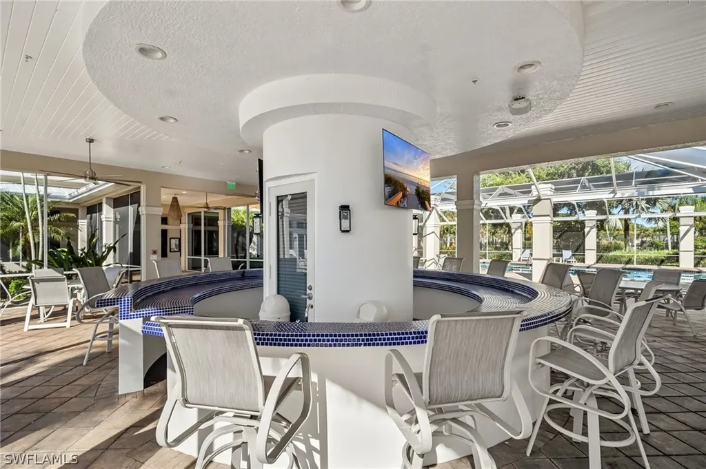 3013 Driftwood Way Naples FL 34109