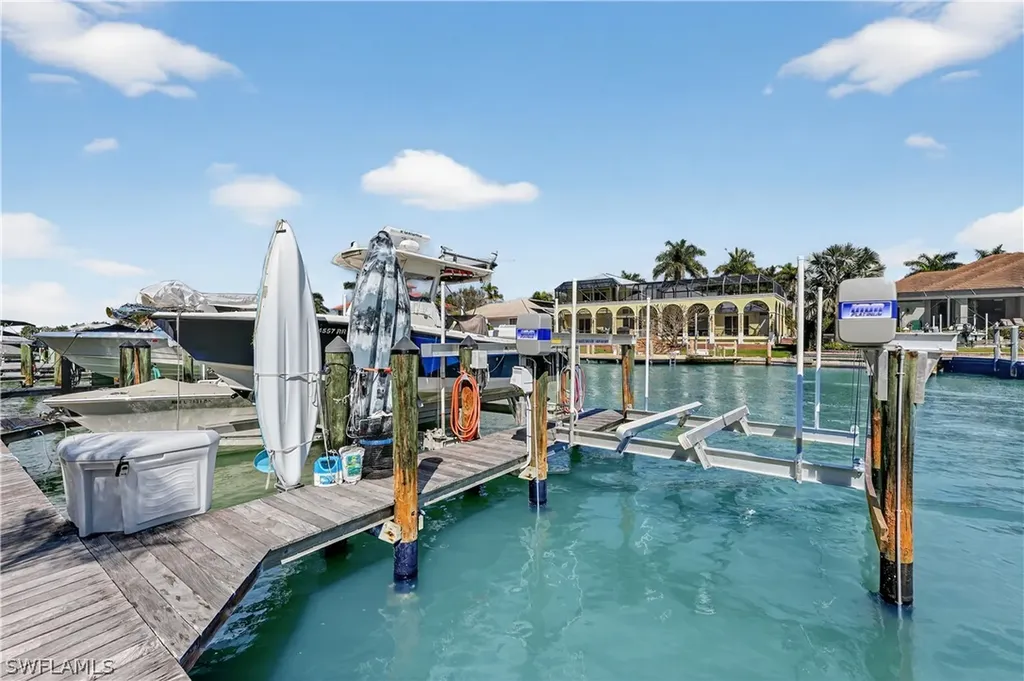 845 Collier Court Marco Island FL 34145