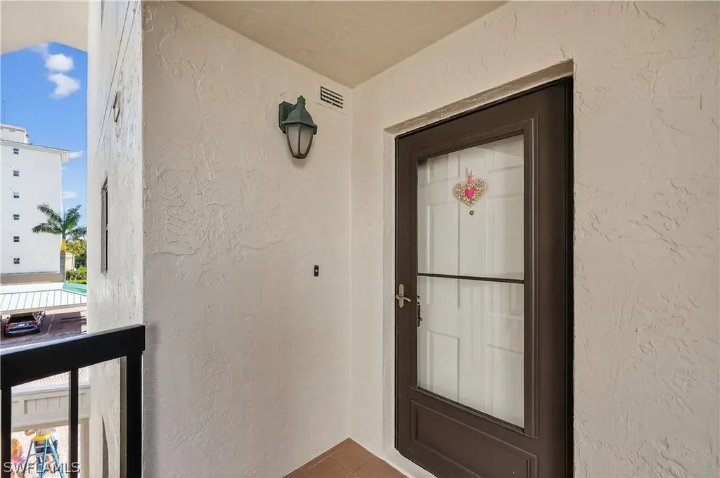 845 Collier Court Marco Island FL 34145