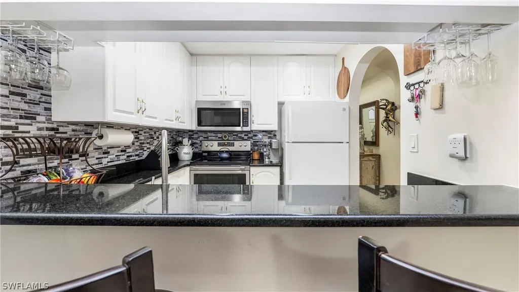 3310 Europa Drive Naples FL 34105