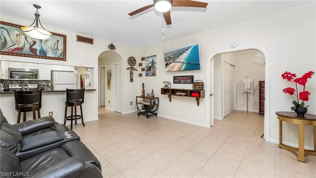 3310 Europa Drive Naples FL 34105