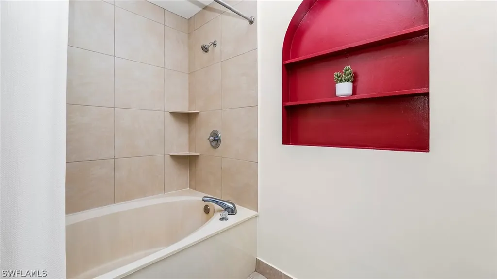 3310 Europa Drive Naples FL 34105