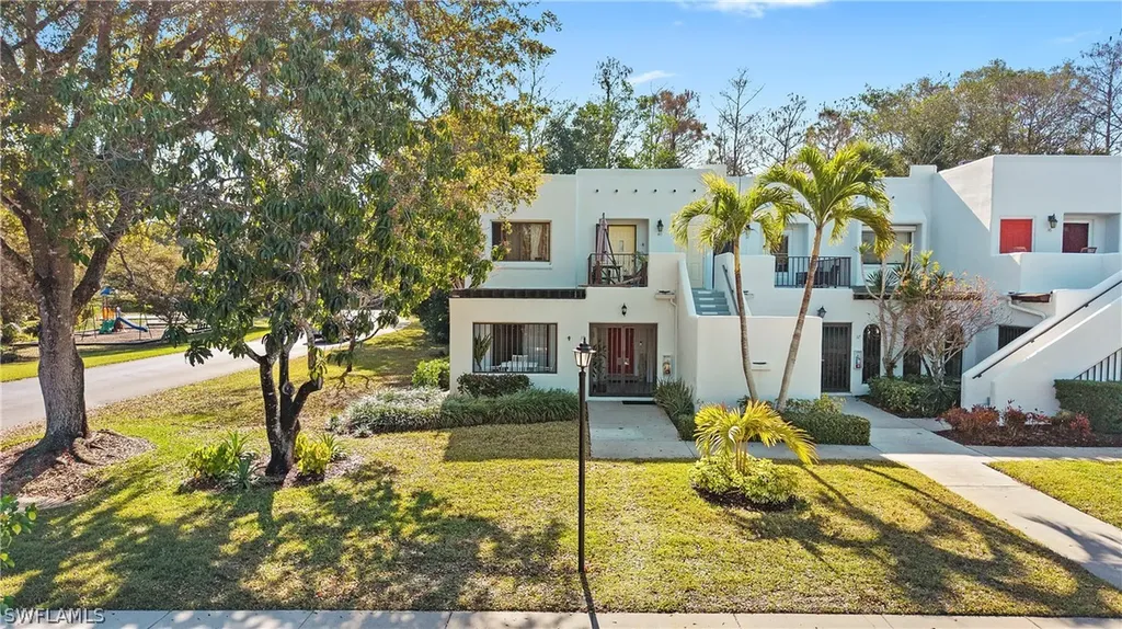 3310 Europa Drive Naples FL 34105