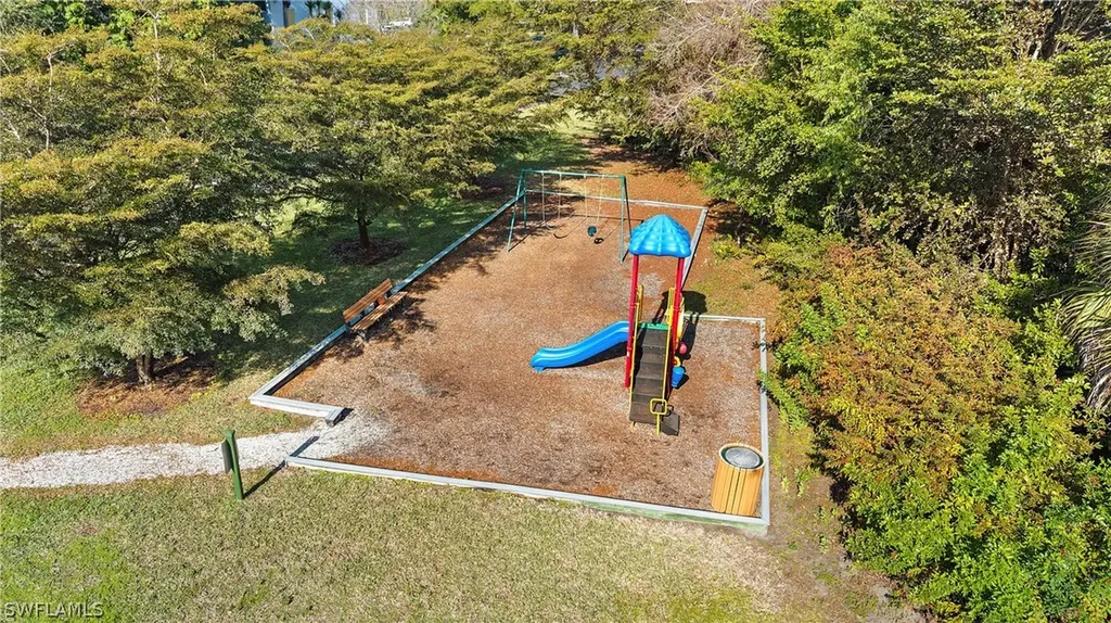 3310 Europa Drive Naples FL 34105
