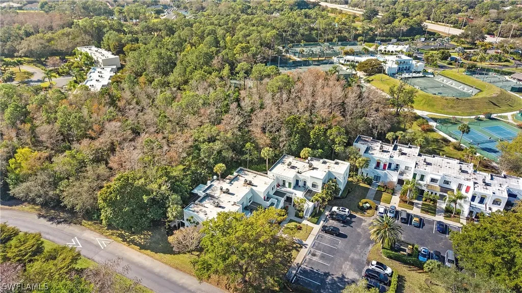 3310 Europa Drive Naples FL 34105