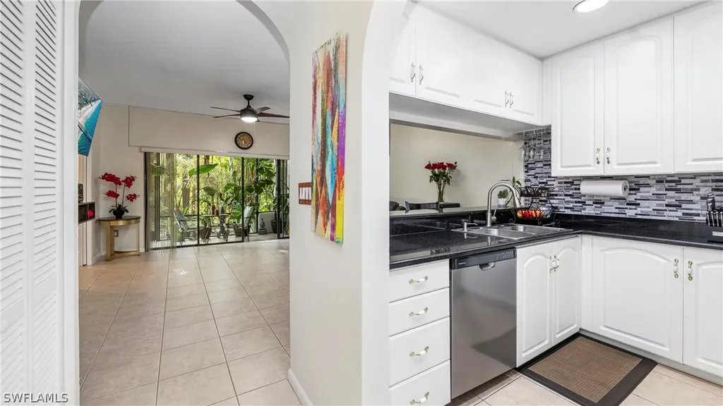 3310 Europa Drive Naples FL 34105