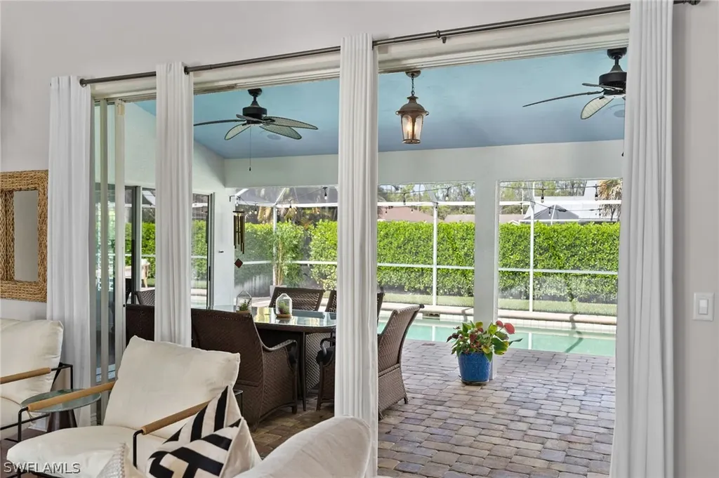 261 Kirtland Drive Naples FL 34110