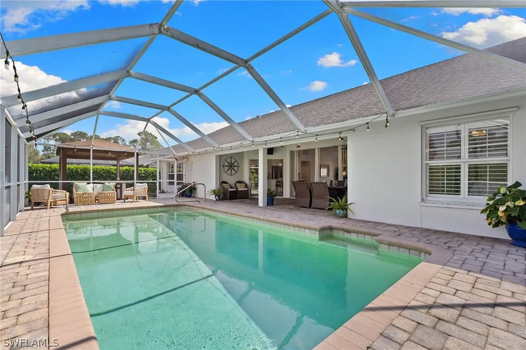 261 Kirtland Drive Naples FL 34110