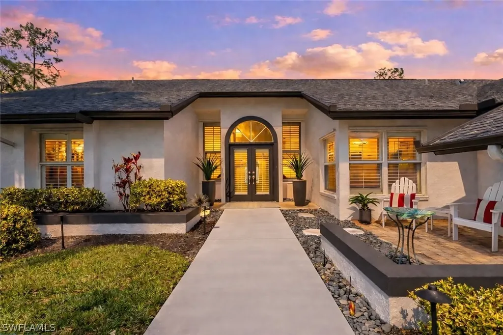 261 Kirtland Drive Naples FL 34110