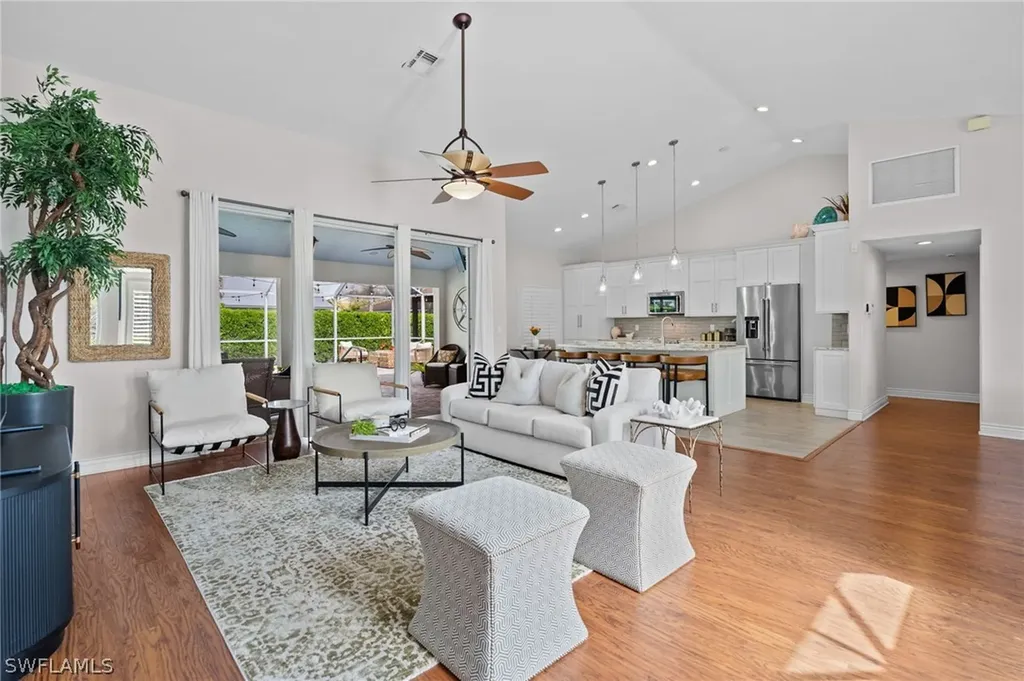 261 Kirtland Drive Naples FL 34110