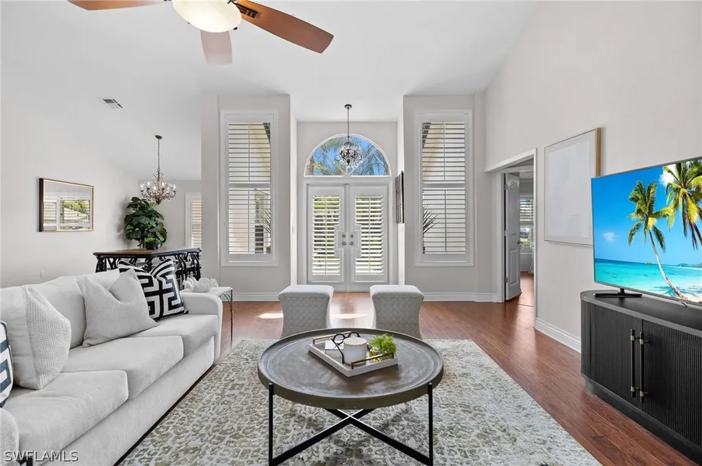 261 Kirtland Drive Naples FL 34110