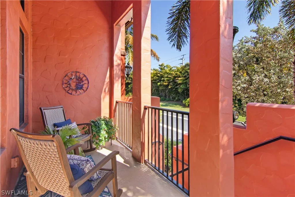 8993 Cambria Circle Naples FL 34113
