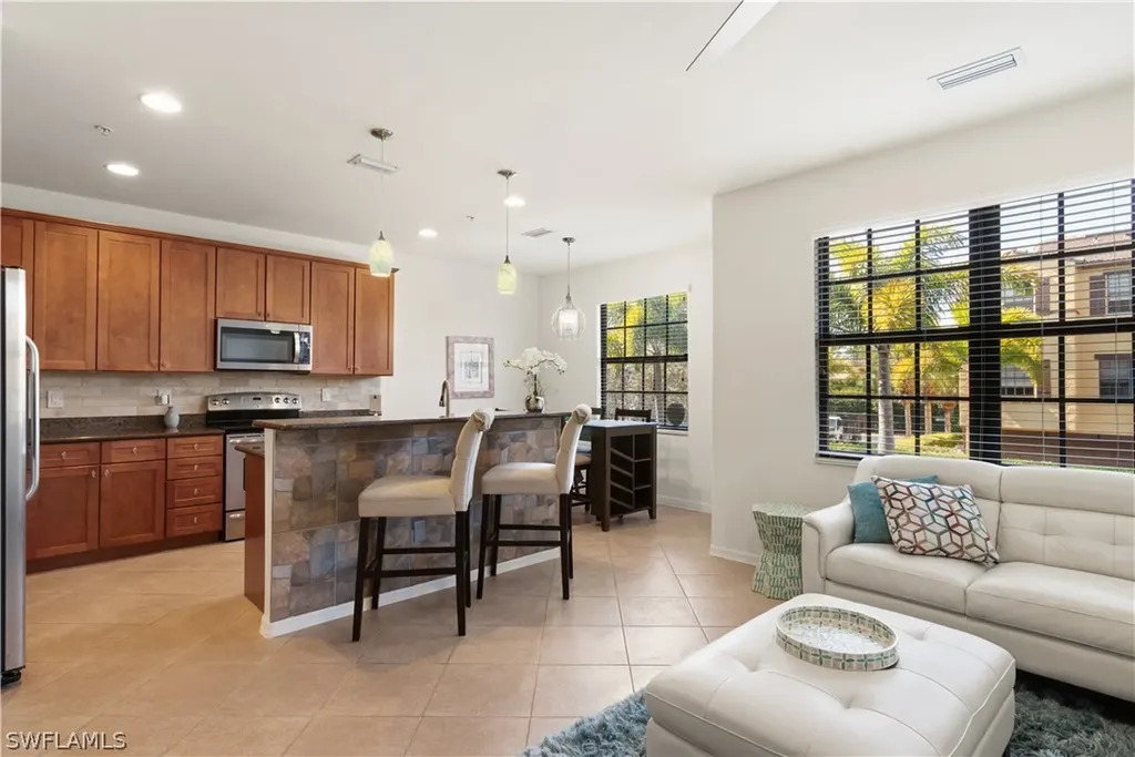 8993 Cambria Circle Naples FL 34113