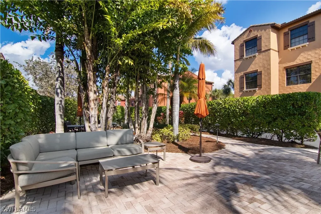 8993 Cambria Circle Naples FL 34113