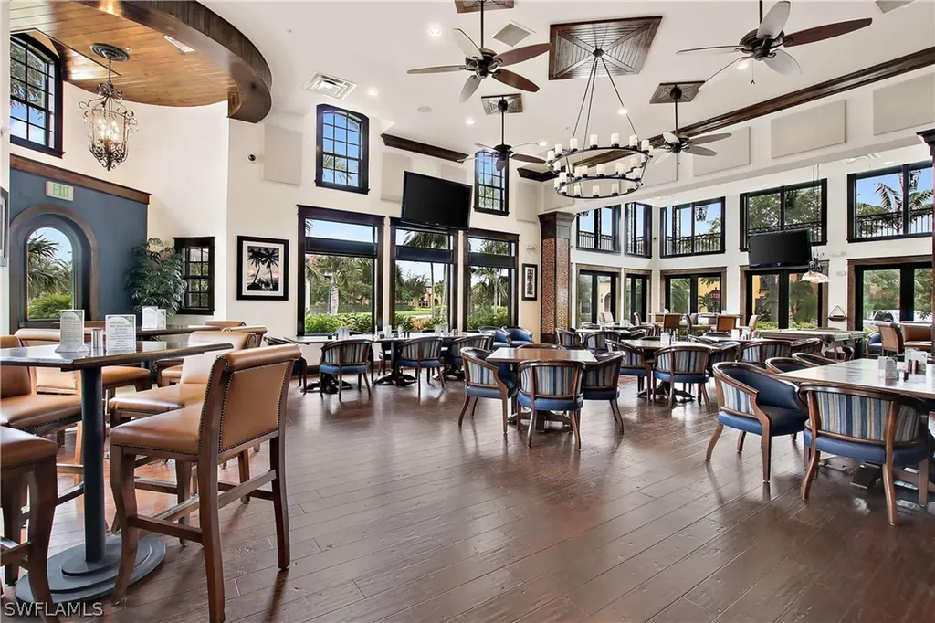 8993 Cambria Circle Naples FL 34113