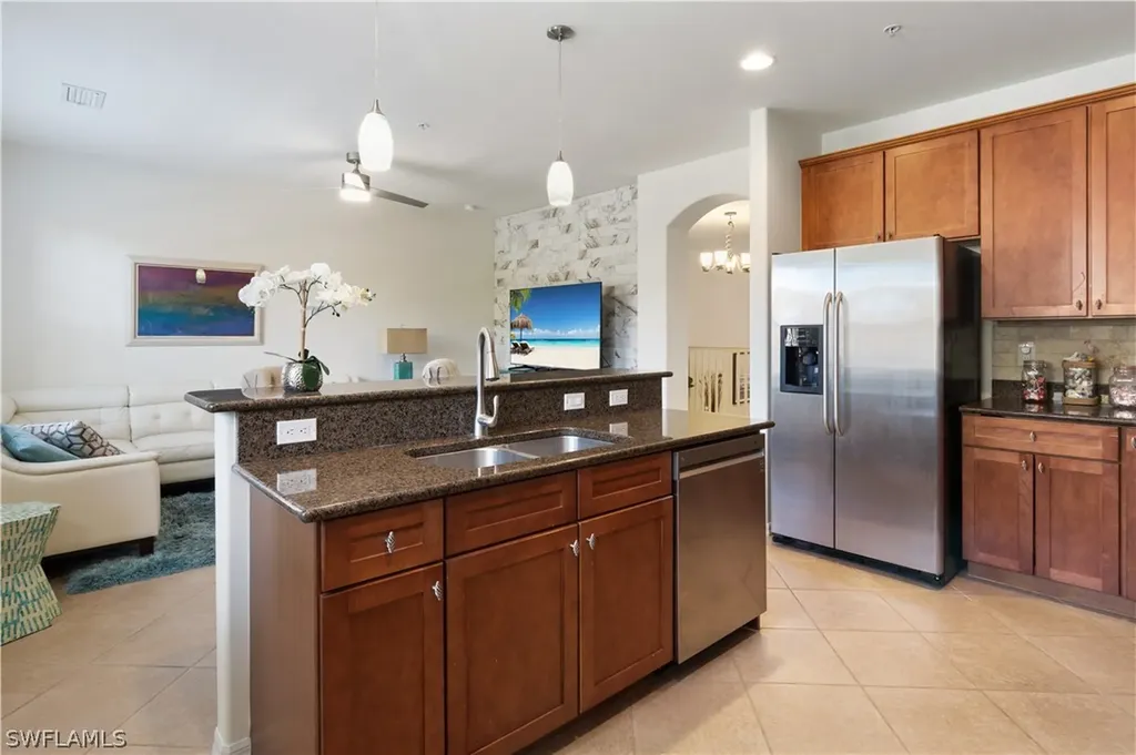 8993 Cambria Circle Naples FL 34113