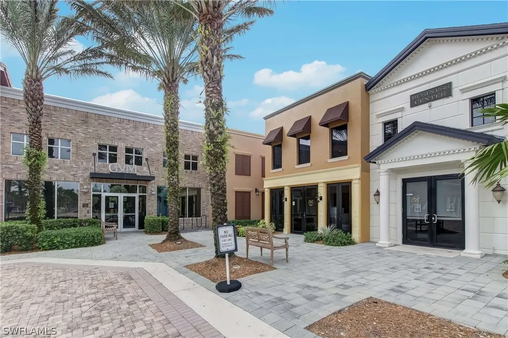 8993 Cambria Circle Naples FL 34113