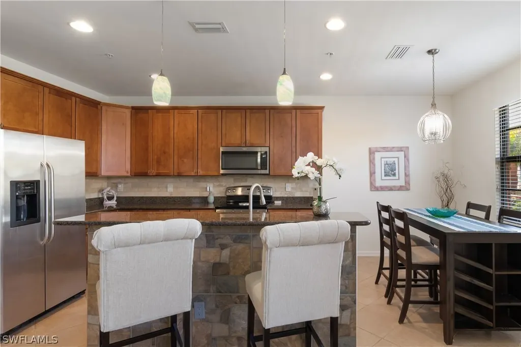 8993 Cambria Circle Naples FL 34113