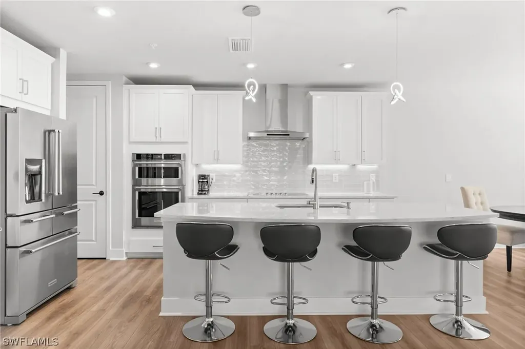 4705 Arboretum Circle Naples FL 34112