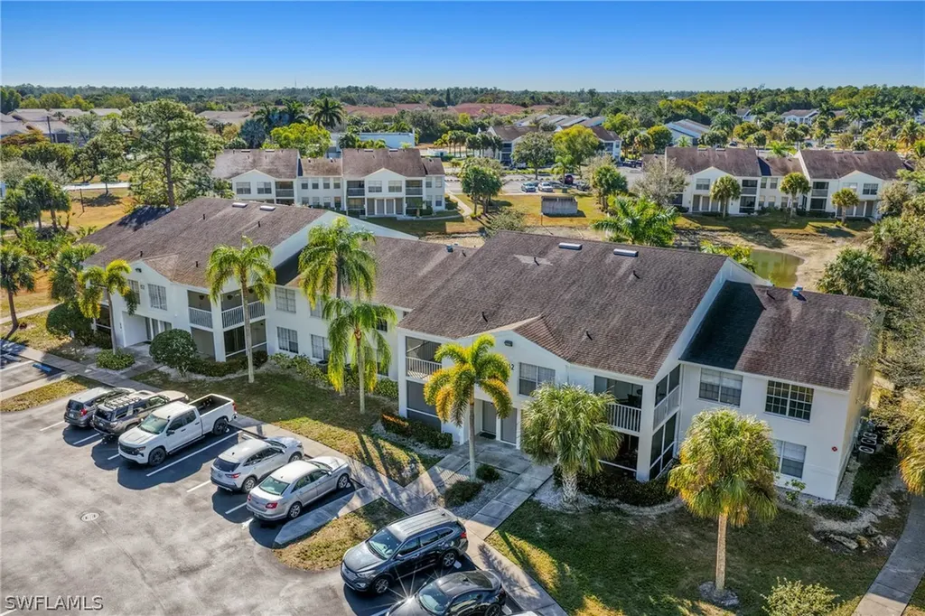 132 Santa Clara Drive Naples FL 34104
