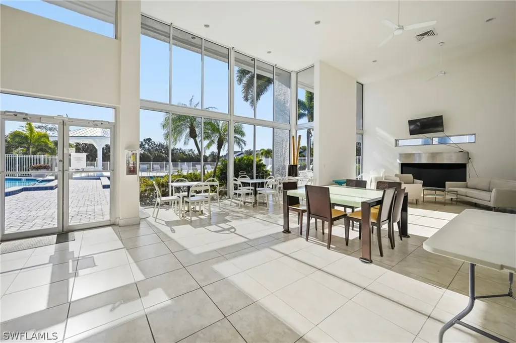 132 Santa Clara Drive Naples FL 34104