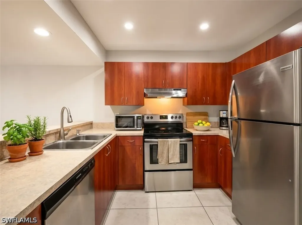 132 Santa Clara Drive Naples FL 34104