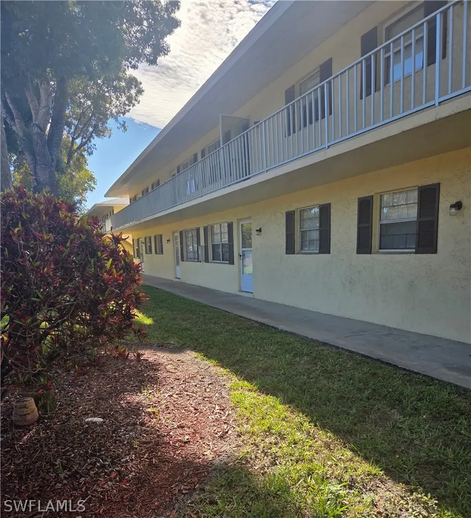 3325 Airport Road N Naples FL 34105