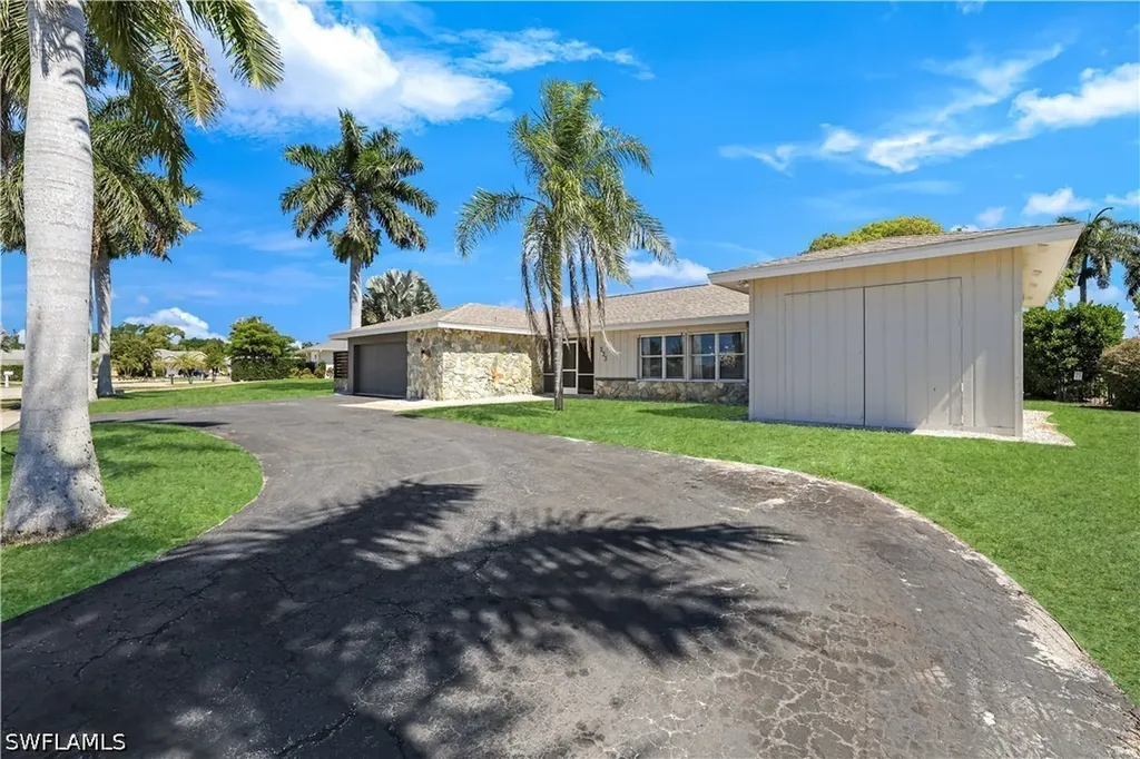 233 Shadowridge Court Marco Island FL 34145