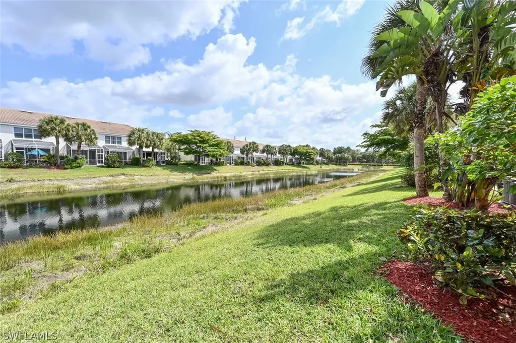 981 Hampton Circle Naples FL 34105