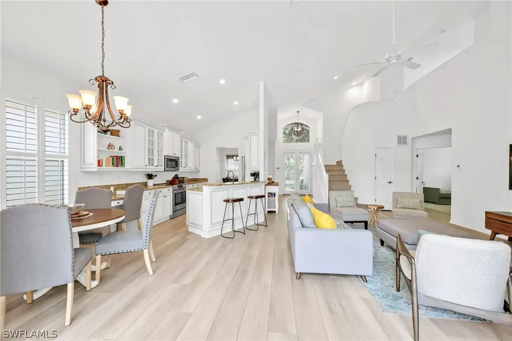 8924 Ventura Way Naples FL 34109