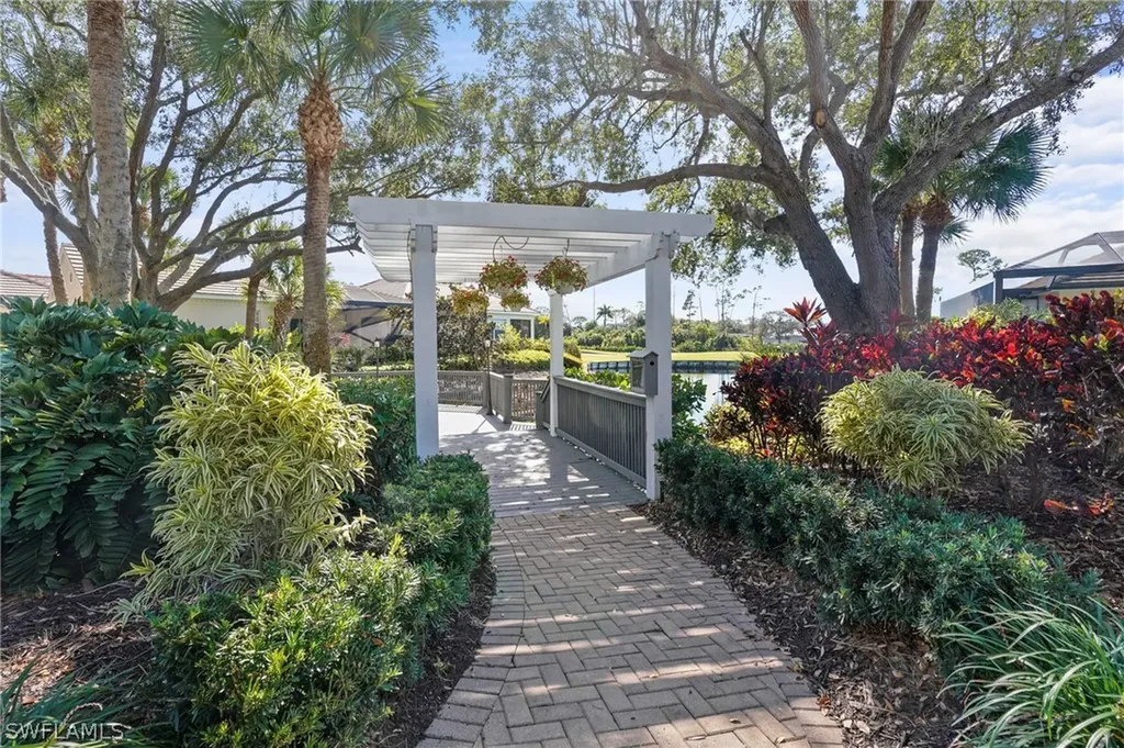 3660 Olde Cottage Lane Bonita Springs FL 34134