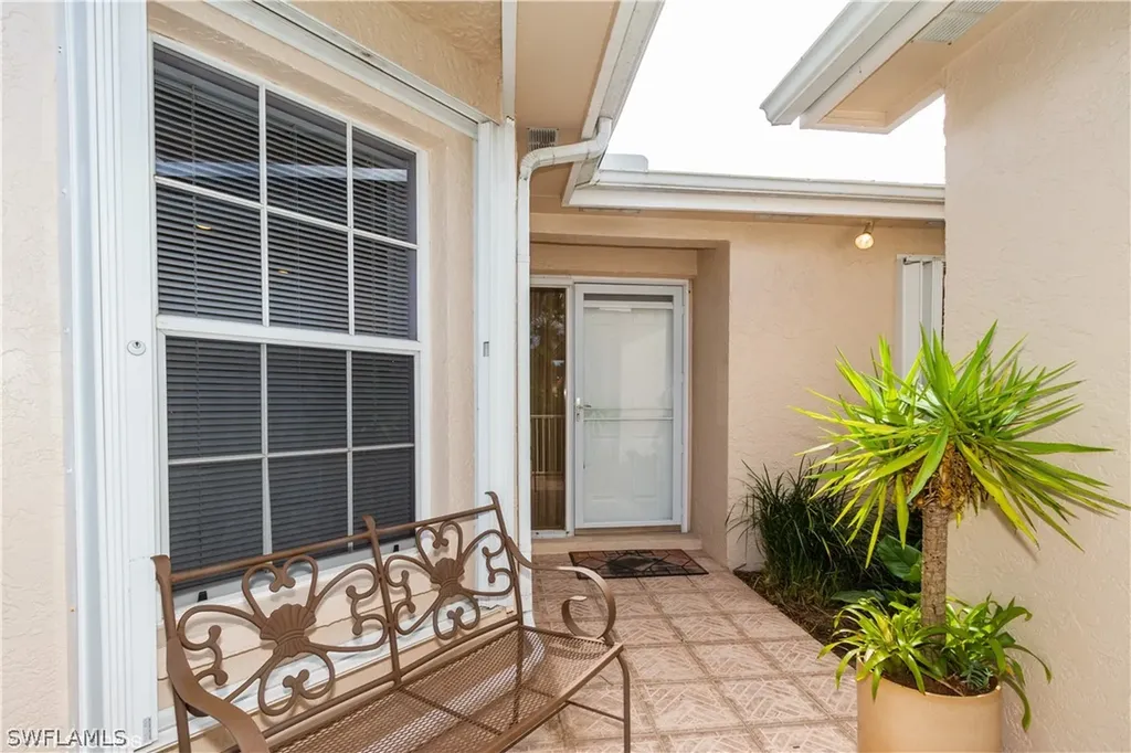 2608 Sailors Way Naples FL 34109
