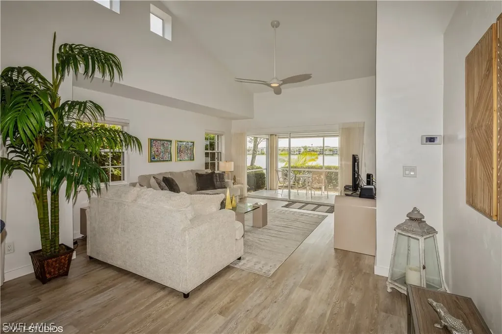 2608 Sailors Way Naples FL 34109