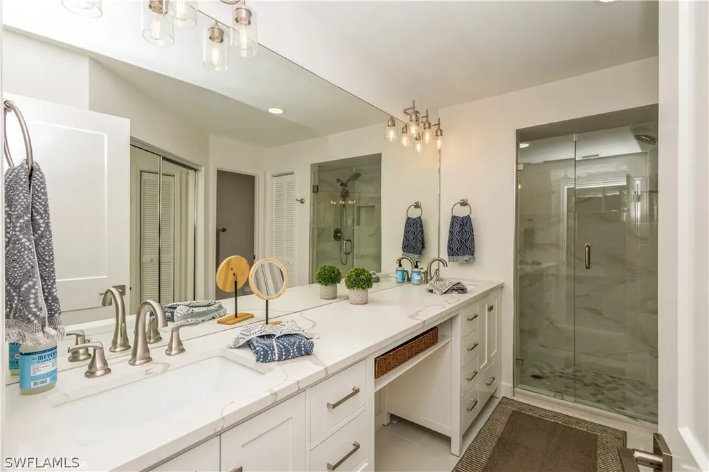 2608 Sailors Way Naples FL 34109