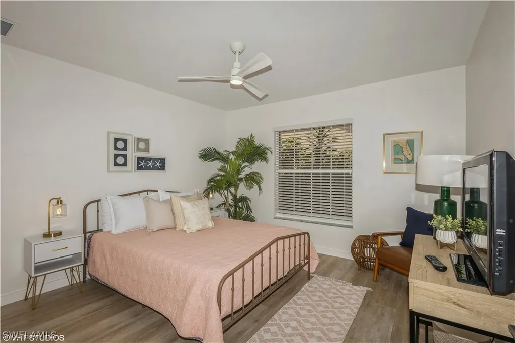 2608 Sailors Way Naples FL 34109