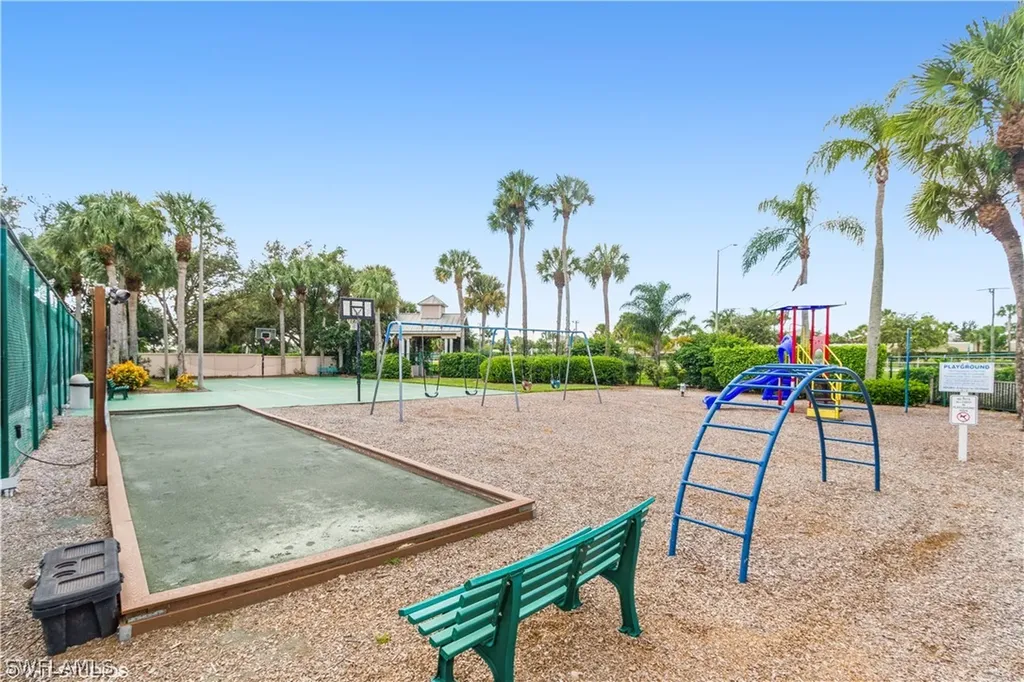 2608 Sailors Way Naples FL 34109