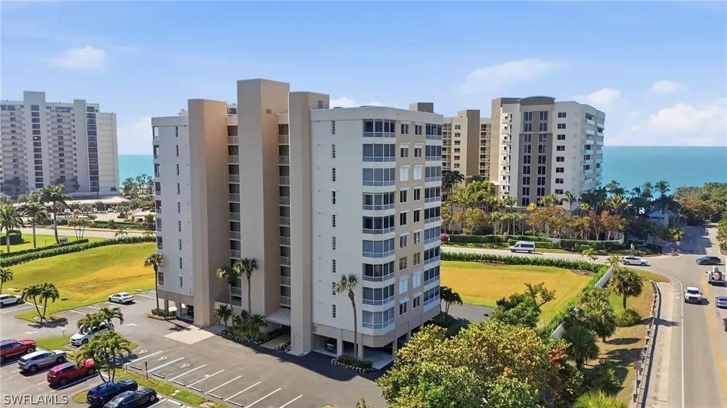 Naples FL, 11118 Gulf Shore Drive, Unit A803